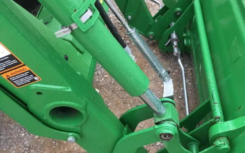 2020 John Deere 5100E