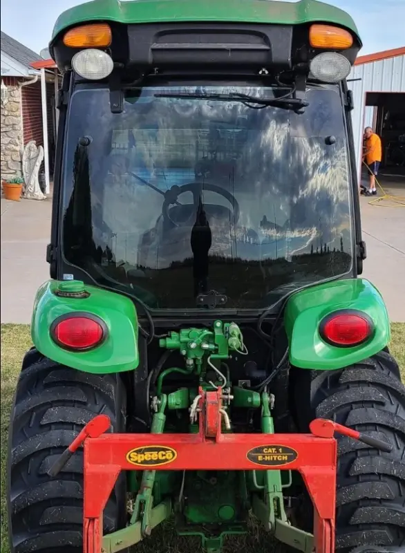 2016 JOHN DEERE 3046R