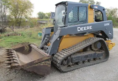 2015 DEERE 333E1