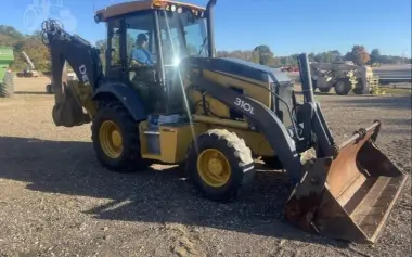 2018 DEERE 310L