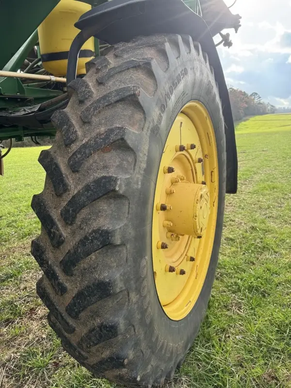 2005 JOHN DEERE 4920