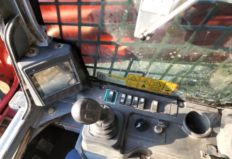 2016 Takeuchi TL12V2